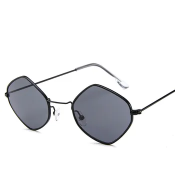 2019 Nove Ženske Luksuzni sončna Očala blagovne Znamke Oblikovalec Majhno Parcelo, Sunglass Kvadratnih Odtenki Ženski Retro Octagon sončna Očala UV400