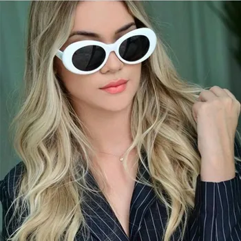 Očala Goggle Ovalne sončna Očala Ženske Trendy 2018 Vintage Retro sončna Očala Žensk Bela Črna Očala 601